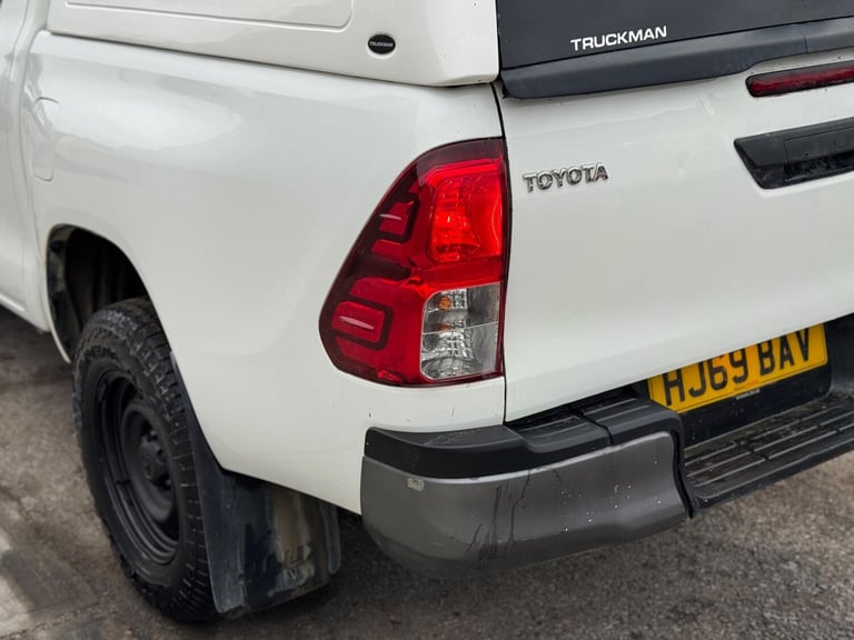 2019 Toyota Hilux Active D/Cab Pick Up 2.4 D-4D PICK UP DIESEL Manual
