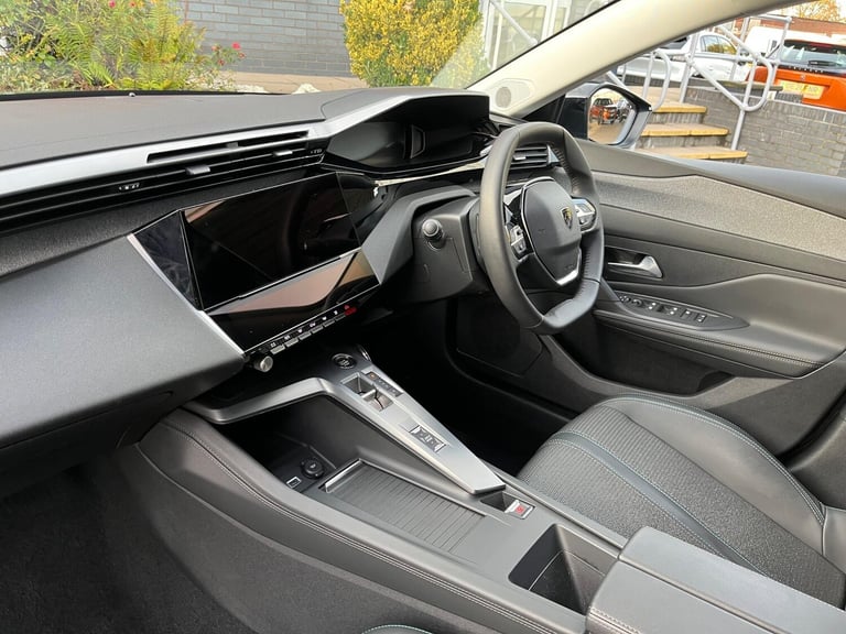 2024 Peugeot 308 SW 1.2 PureTech Allure Estate 5dr Petrol EAT Euro 6 (s/s) (130 ps) ESTATE Petrol...