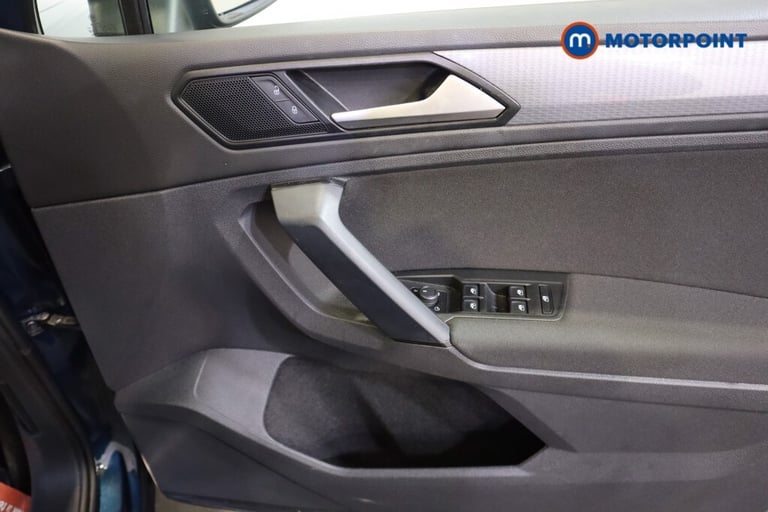 2021 Volkswagen Tiguan 1.5 TSI 150 Life 5dr SUV Petrol Manual