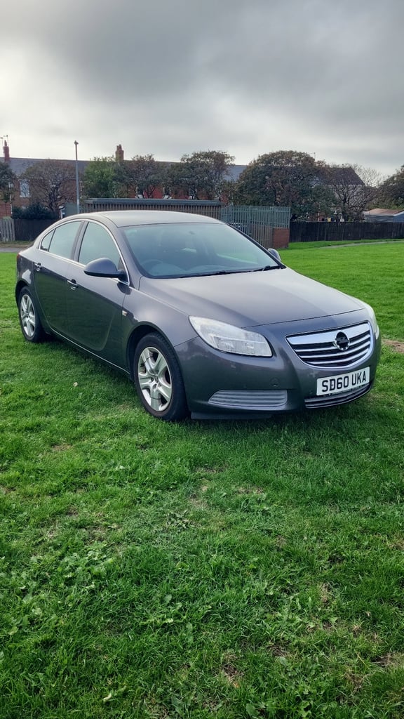 image for Vauxhall, INSIGNIA, Hatchback, 2010, Manual, 1956 (cc), 5 doors