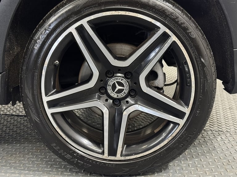 2018 Mercedes-Benz GLA GLA200d AMG Line SUV Diesel Manual