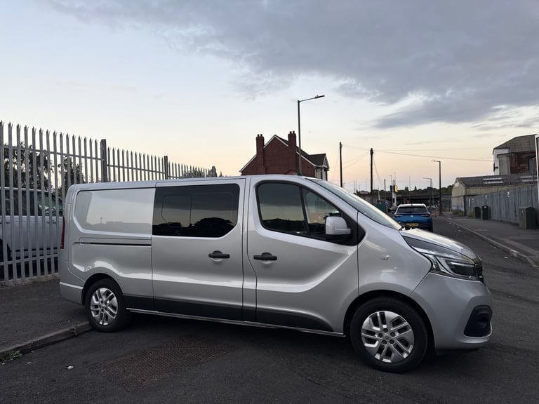 2021 Renault Trafic LL30 ENERGY dCi 170 Sport Nav Van EDC WINDOW VAN Diesel Automatic