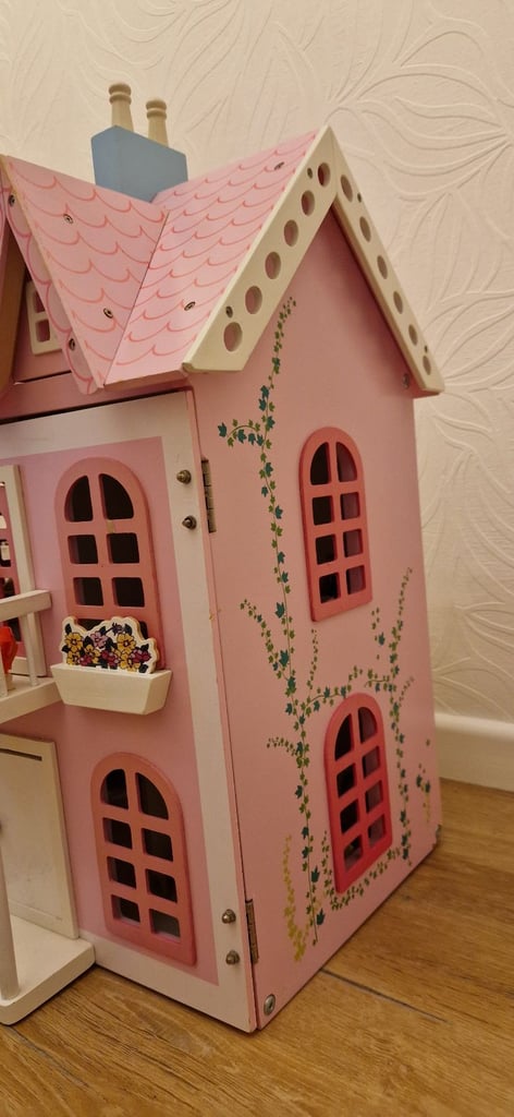 Lovely Wooden Dolls House with Furniture and Accessories