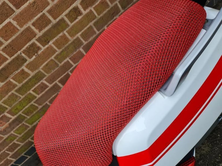 NIU N1S Electric Scooter 'Extra battery-178 miles' (NOT NQi GTS MQI NGT CUX MGB)