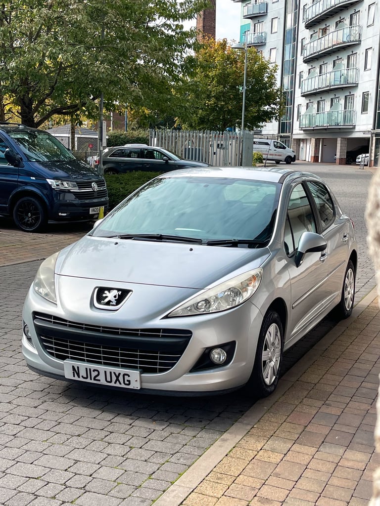 Peugeot 207 1.4 Litre £20 tax 