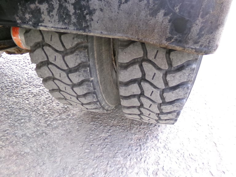 2014 (14) LEYLAND DAF LF 250 ECON TIPPER. 18 TON GVW. TARMAC SPEC BODY. MANUAL