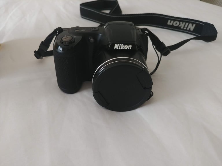 Digital Camera - Nikon Coolpix L330 Compact