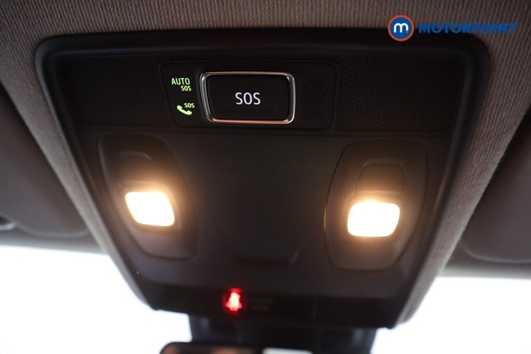 2022 Renault Captur 1.6 E-TECH Hybrid 145 Iconic Edition 5dr Auto SUV Hybrid Automatic