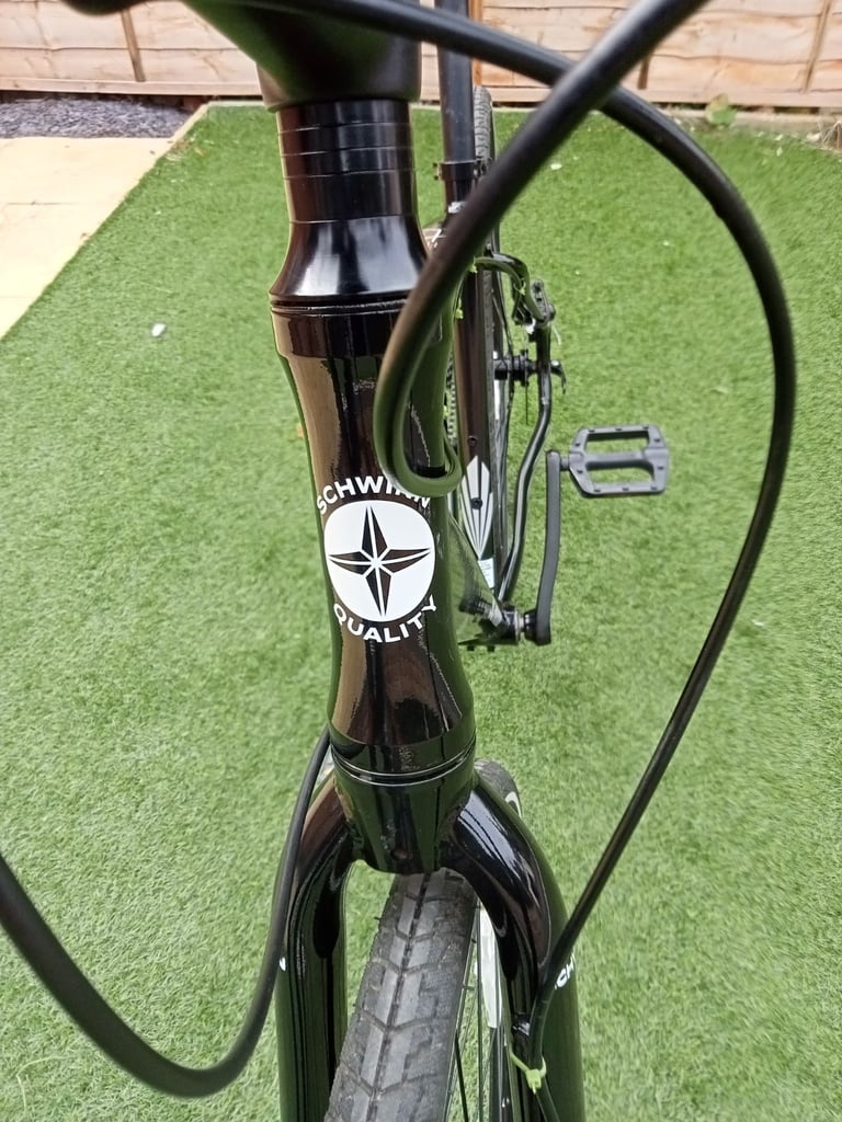 Schwinn Interlink Aluminium Hybrid Bike.