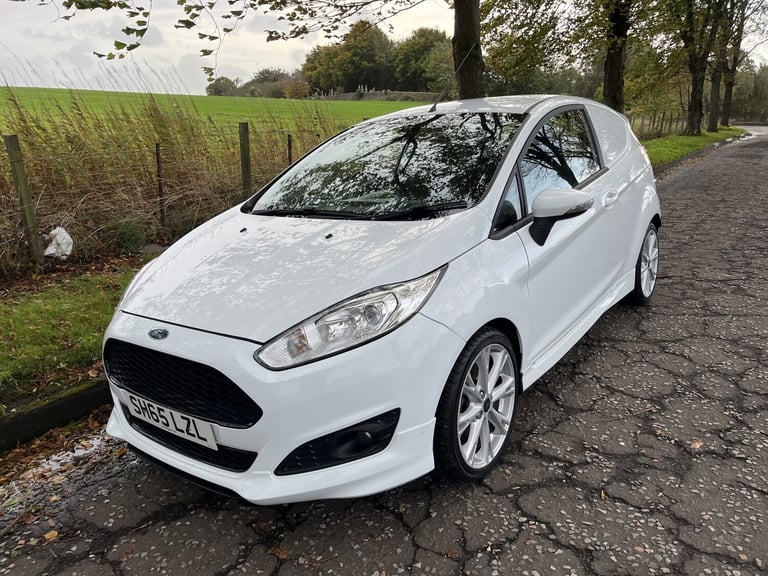 FORD FIESTA VAN 1.5 TDCi Sport 2015