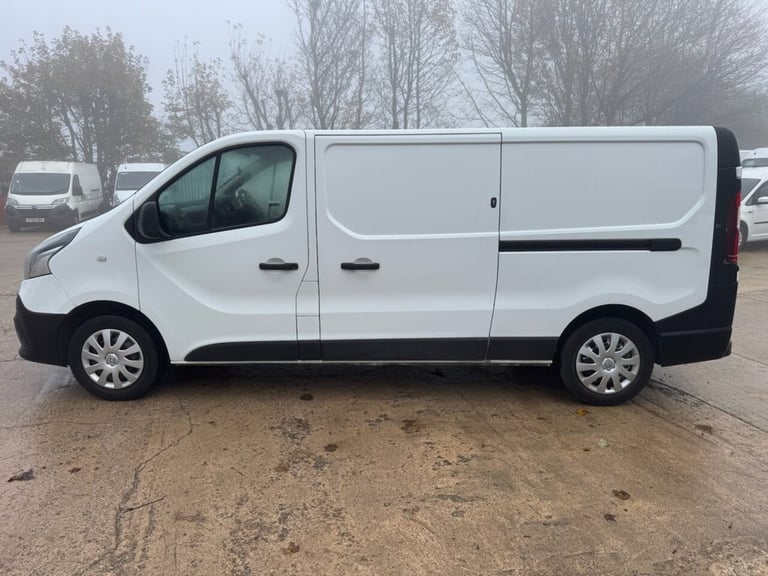 2019 Renault Trafic 1.6 dCi 29 Business Panel Van 5dr Diesel Manual LWB Standard Roof Euro 6 (1 P...
