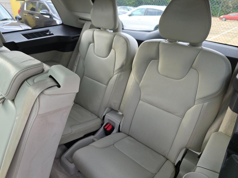 VOLVO XC90 2.0 D5 Inscription Geartronic 4WD Euro 6 (s/s) 5dr 2015