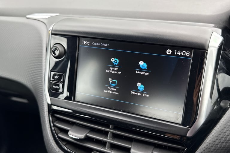 2019 Peugeot 208 1.2 PureTech Signature Euro 6 (s/s) 5dr Hatchback PETROL Manual