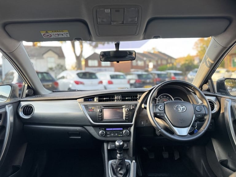 2014 Toyota Auris 1.6 V-Matic Icon Hatchback 5dr Petrol Manual Euro 5 (132 ps) Hatchback Petrol M...