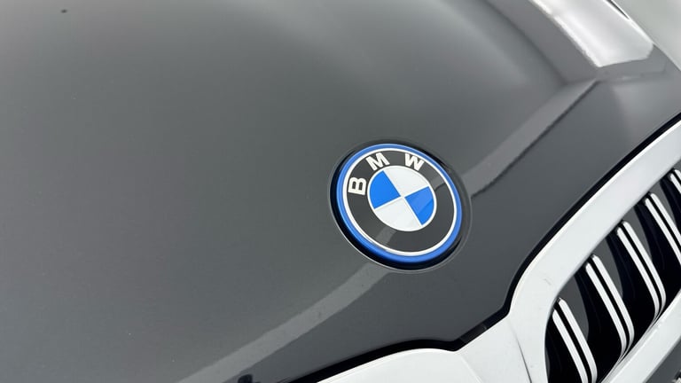 2025 BMW 3 Series 330e 22.3 kWh M Sport 4dr Step Auto Saloon Saloon Hybrid Automatic