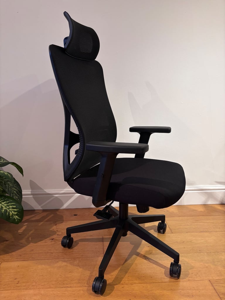image for Desk chair 