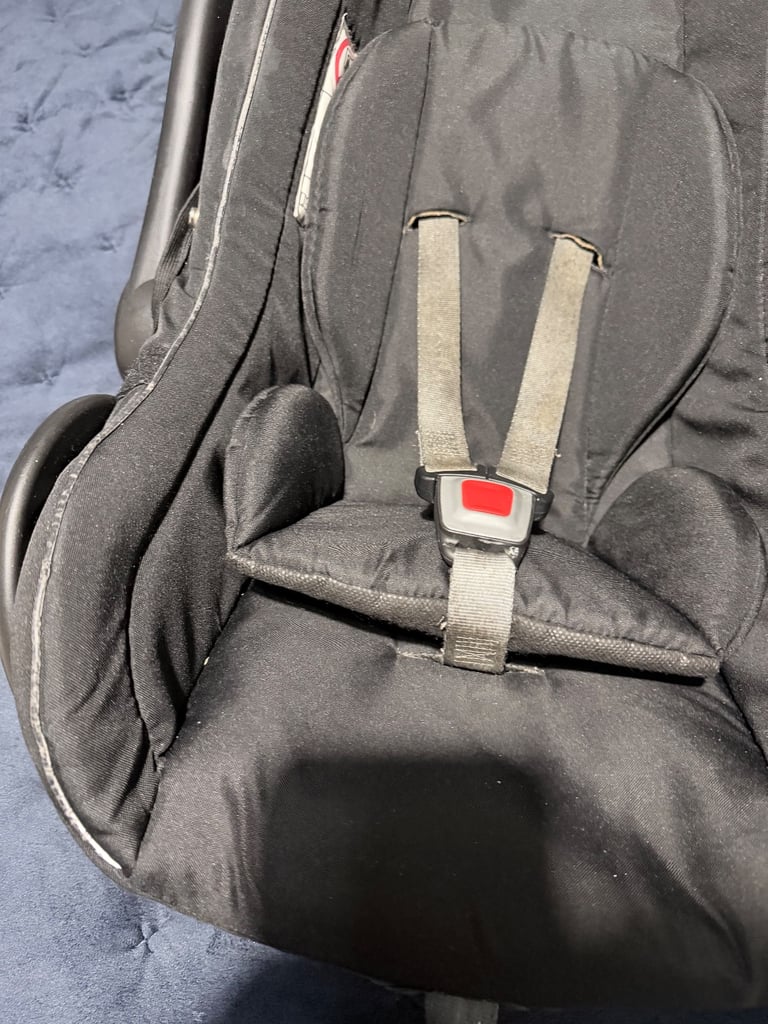 Venicci baby car seat 