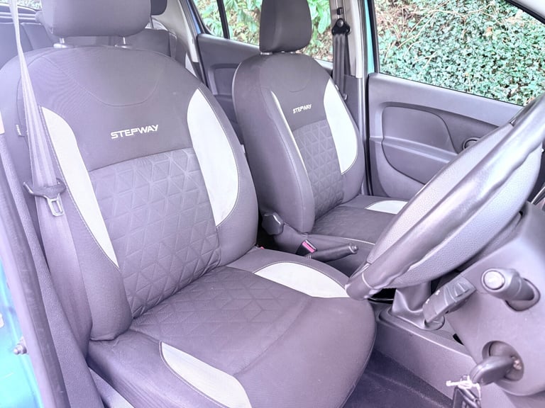 2013 Dacia Sandero Stepway 1.5 dCi Laureate 5dr HATCHBACK Diesel Manual