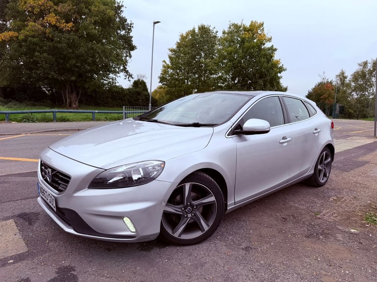 Volvo V40 D2 2013 (63) - FSH - Panoramic Roof - Rear Camera - Drives perfectly