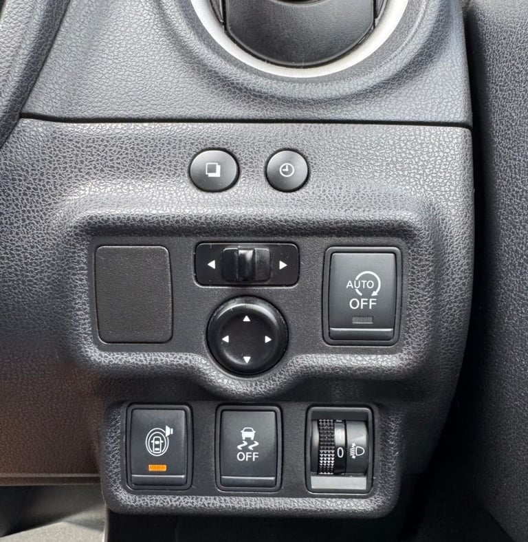 2015 Nissan Note 1.2 DIG-S Tekna Petrol CVT *35 Road Tax- Top Spec* Hatchback Petrol Automatic