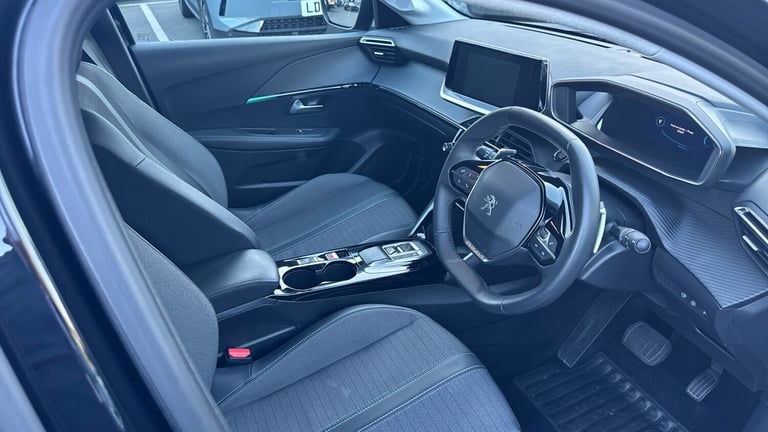 2022 Peugeot 208 1.2 PureTech Allure Premium Hatchback 5dr Petrol EAT Euro 6 (s/s) (100 ps) Hatch...