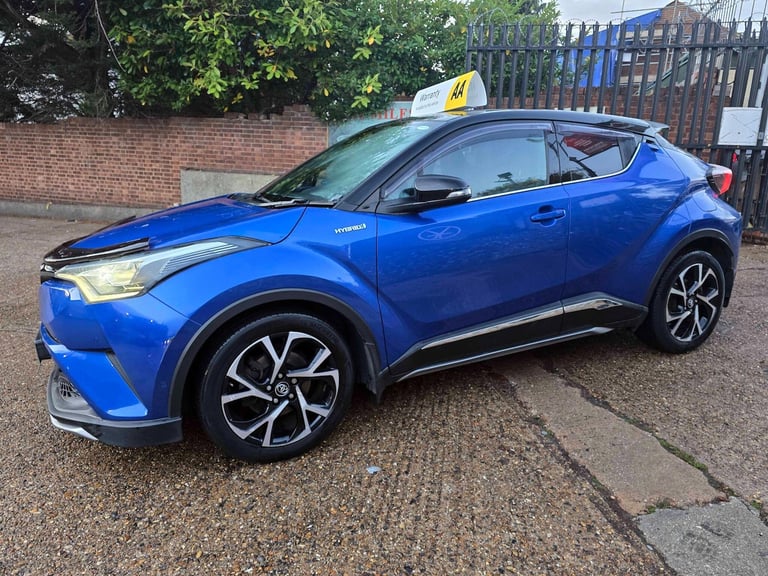 2017 Toyota C-HR 1.8 Hybrid Dynamic 5dr CVT HATCHBACK PETROL/ELECTRIC Automatic