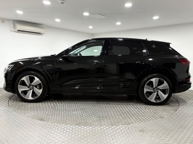  Audi e-tron 55 Launch Edition Auto quattro 5dr 95kWh Electric Automatic