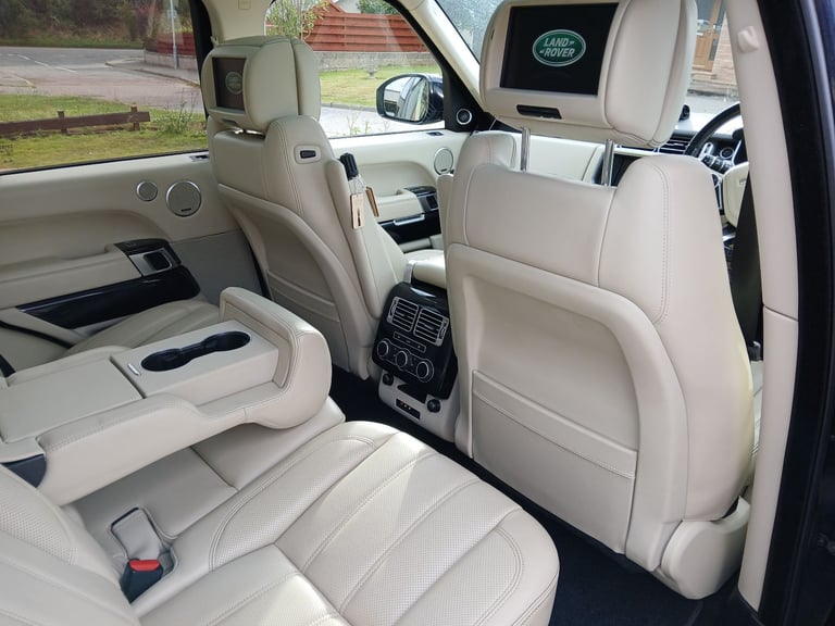 2014 RANGE ROVER VOGUE SE Estate, TDV6 3.0 Diesel
