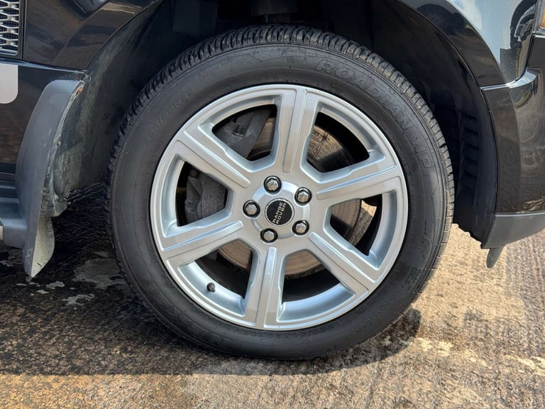 2012 Land Rover Range Rover 4.4 Range Rover Vogue SE TDV8 Automatic 4WD 5dr - NATIONAL DELIVERY* ...