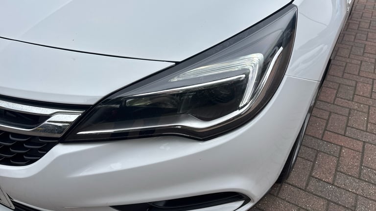 2017 Vauxhall Astra 1.4T 16V 150 SRi 5dr HATCHBACK PETROL Manual