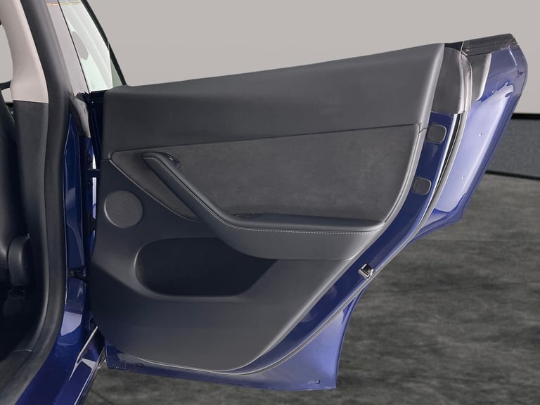 2022 Tesla Model Y (Dual Motor) Long Range SUV 5dr Electric Auto 4WDE (384 bhp) - REVERSE CAM  Su...