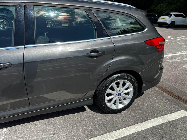Ford, FOCUS, 2016, Automatic, 999 (cc), 5 doors