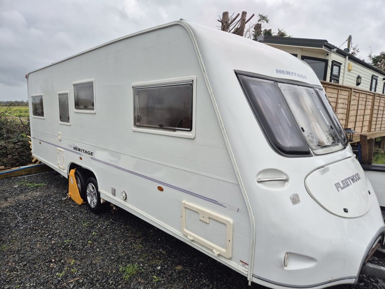 2007 fleetwood caravan 