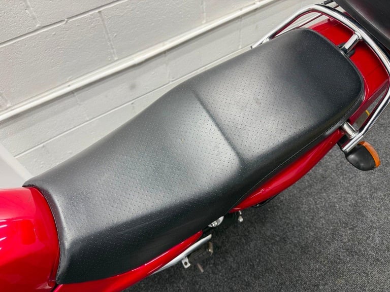 YAMAHA YBR125 - ONLY 7694 MILES! - LONG MOT - LEARNER BIKE 