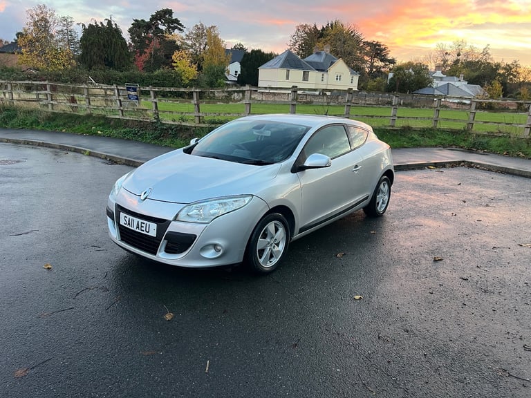 Renault, MEGANE, Coupe, 2011, Manual, 1598 (cc), 3 doors