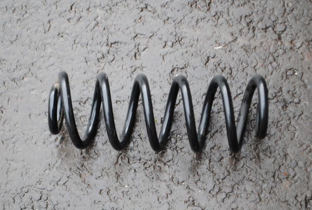 2017 VAUXHALL ASTRA K 1.6 CDTI MK7 ESTATE REAR COIL SPRING