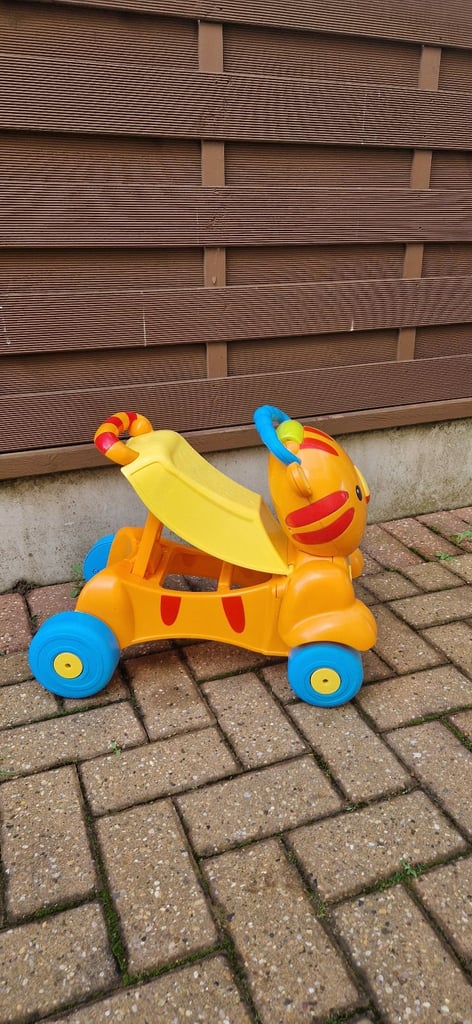 image for FISHER PRICE TIGER WALKER. NO SOUNDS. GOOD CONDITION.