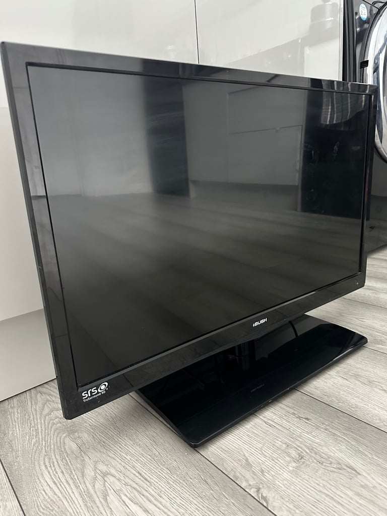 image for Bush 28” Full Hd Led Slimline Tv With Dvd Player Stand & Remote Excellent Condition