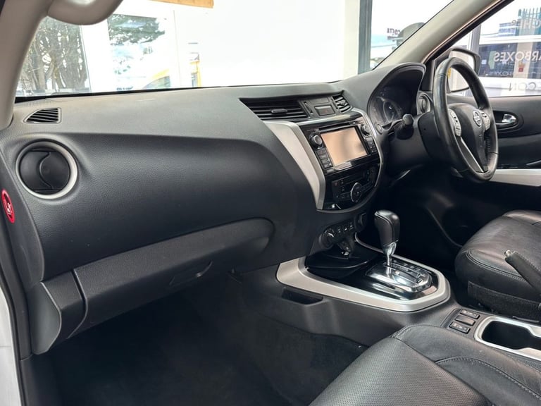 2016 Nissan Navara 2.3 dCi Tekna Pickup Double Cab 4dr Diesel Auto 4WD Euro 6 (190 ps) PICKUP Die...