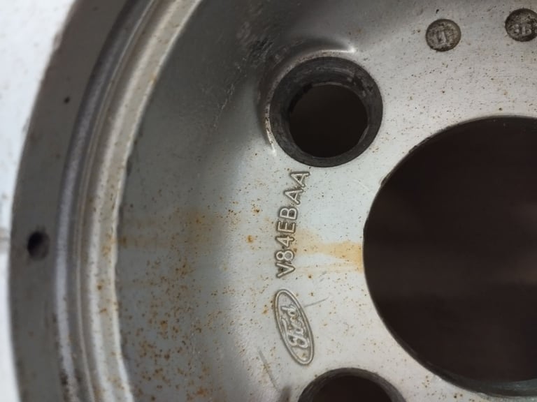 2no Ford Capri 2.8i Special 7"x13" Alloy Wheels