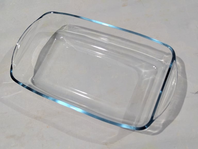 image for Durable Glass Casserole / Roasting Dish with Handles