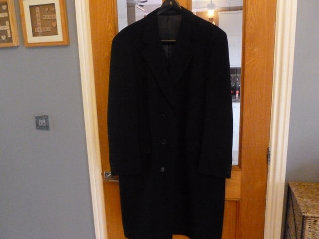 savoy tailors guild wool cashmere blend mens overcoat. in