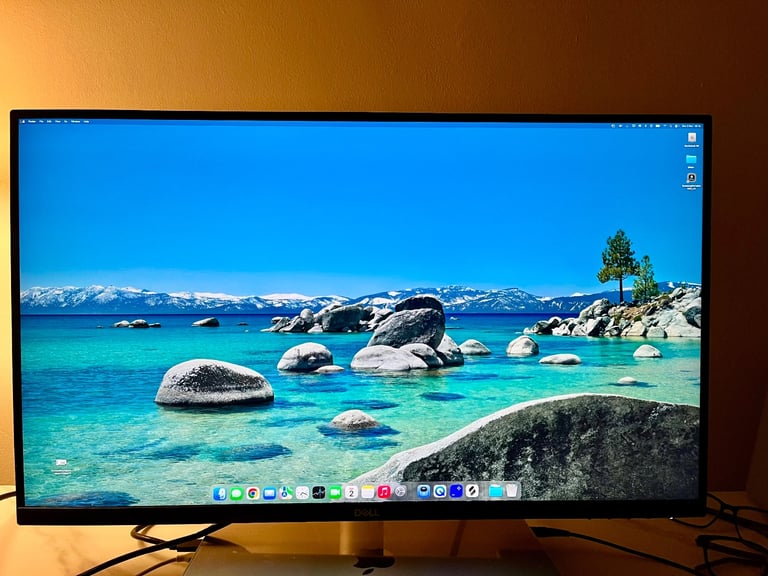 image for Dell Monitor S2722QC USB-C 27 Inch 4K UHD (3840x2160)