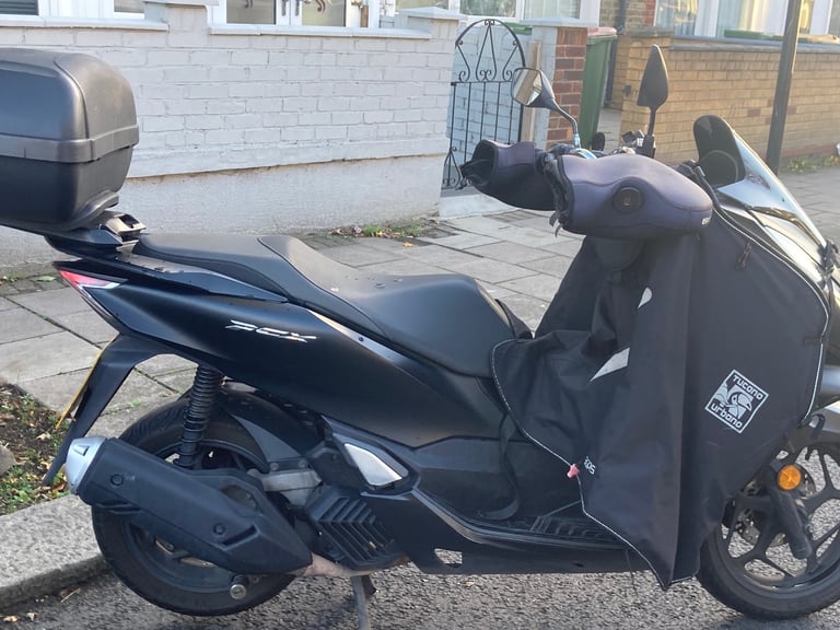 Honda, PCX, 2022, 125 (cc)