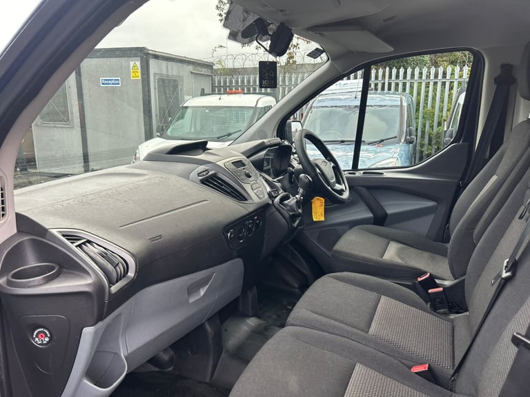 2017 Ford Transit Custom 2.0 TDCi 130ps Low Roof Van PANEL VAN Diesel Manual