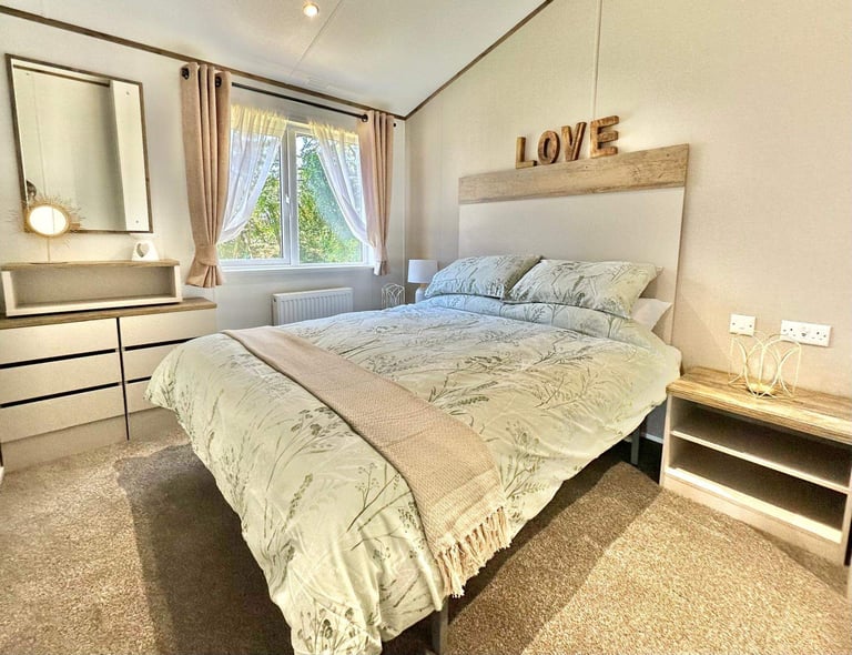 Willerby Boston Lodge 40ft x 20ft | 2 Bedrooms | Free Site Fees for 2026 | Pet Friendly