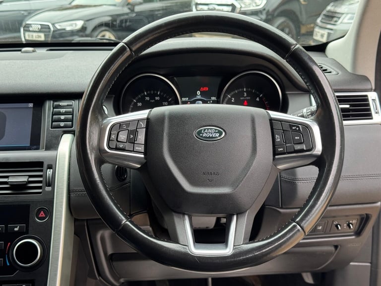 2017 Land Rover Discovery Sport 2.0 TD4 SE Tech 4WD Euro 6 (s/s) 5dr ESTATE Diesel Manual