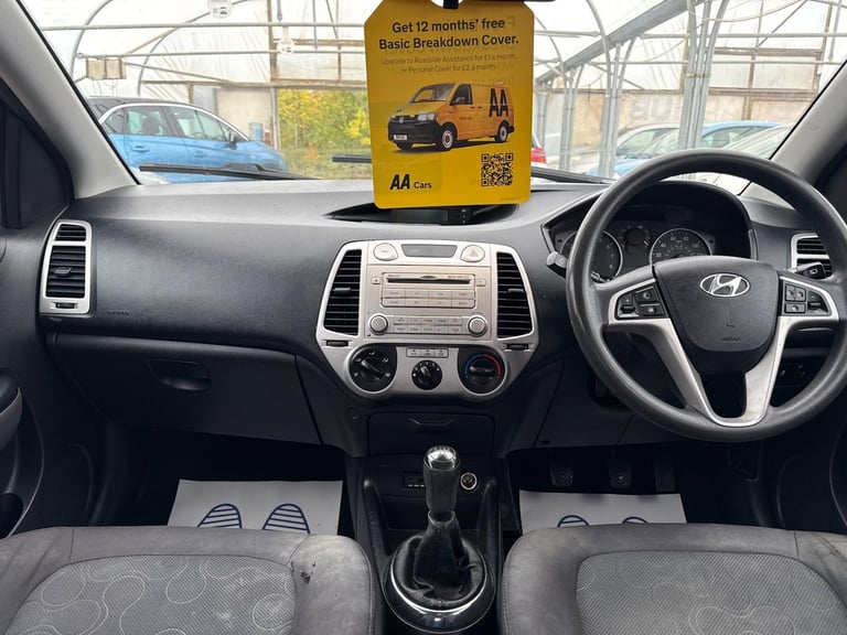 2011 Hyundai i20 1.4 Comfort Euro 5 5dr HATCHBACK Petrol Manual