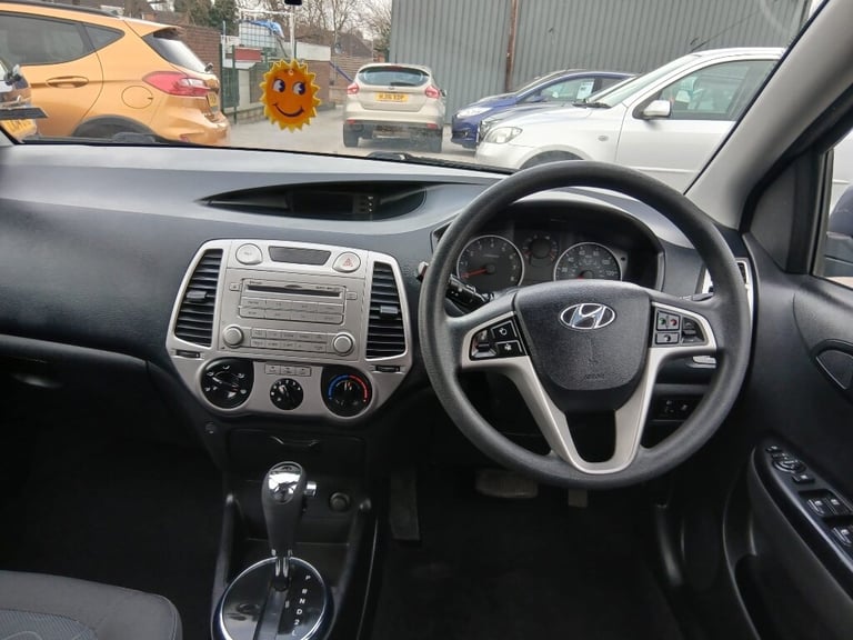 2011 Hyundai i20 1.4 Comfort 5dr Auto HATCHBACK PETROL Automatic
