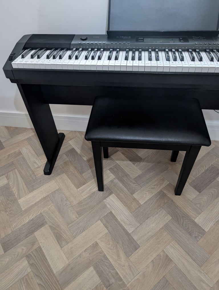 Casio Electric Piano / Keyboard with stool and accessories 